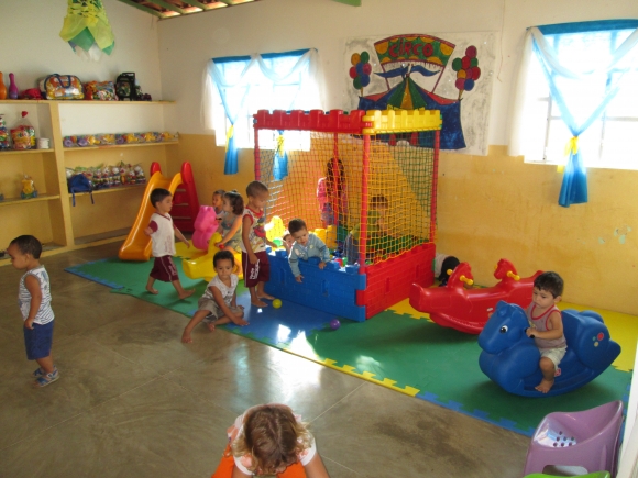 CRECHE CRIANÇA FELIZ EM SOSSEGO