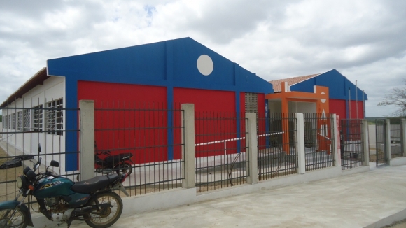 NOVA ESCOLA NO ASSENTAMENTO
