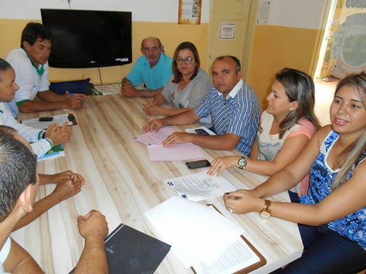 SECRETARIA REÚNE CONSELHEIROS DE SAÚDE DE SOSSEGO