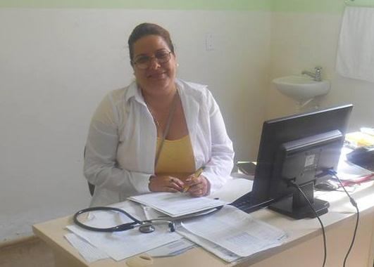 MÉDICA CUBANA EM SOSSEGO