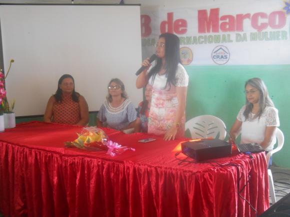 CRAS DE SOSSEGO PRESTA HOMENAGEM A MULHER