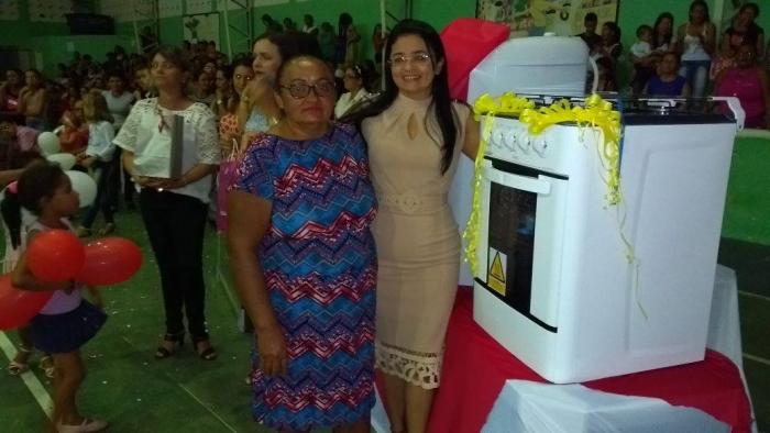 DIAS DAS MÃES COMEMORADO FESTIVAMENTE EM SOSSEGO