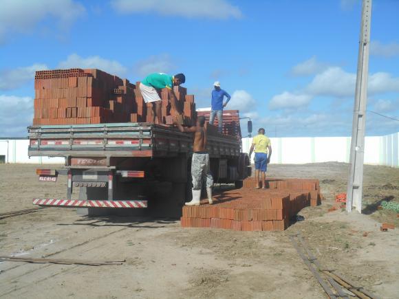 PREFEITURA REINICIA OBRA DO "BIDUZÃO"