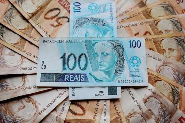 sFUCIONÁRIOS DE SOSSEGO RECEBEM SALÁRIOS DENTRO DO MÊS TRA BALHADO