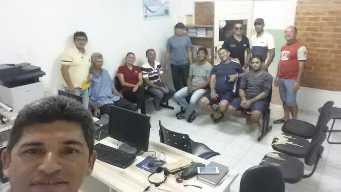 PREFEITA DE SOSSEGO FAZ REUNIÃO COM OS MOTORISTAS ESCOLARES