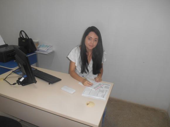 MÉDICA NO PSF PEDRO VIEIRA DA SILVA