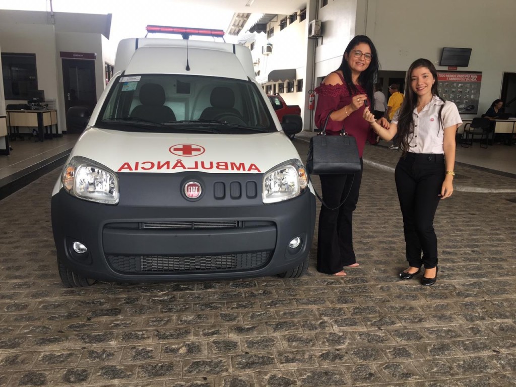 PREFEITURA ADQUIRE NOVA AMBULÂNCIA