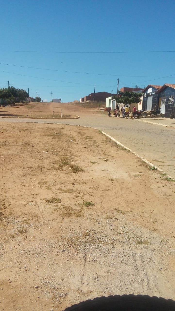 PREFEITA DE SOSSEGO DA O.S. PARA PAVIMENTAÇÃO EM PARALELEPÍPEDO