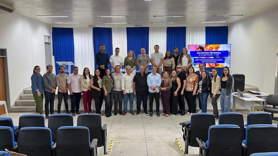 📚✨ Sossêgo presente no Encontro com Prefeitos(as) e Secretários(as) Municipais de Educação!