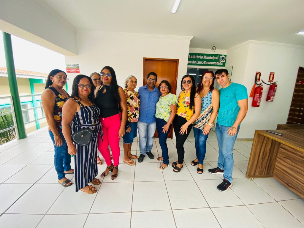 DIRETOR DE AGRICULTURA DE SOSSÊGO PARTICIPA DE REUNIÃO EM PICUI JUNTO AO GOVERNO DO ESTADO