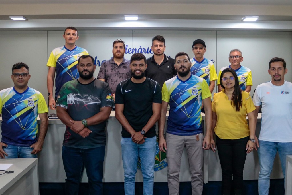 DIRETOR DE ESPORTE DE SOSSÊGO PARTICIPA DE REUNIÃO REGIONAL EM PEDRA LAVRADA